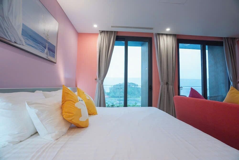 Standard Apartment, Balcony, Beach View