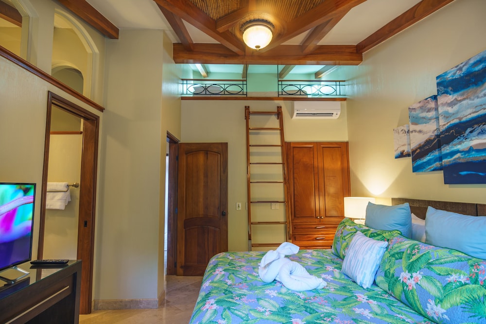 Luxury Villa, Multiple Beds, Non Smoking photo 3