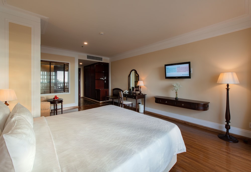 Deluxe Double Room, 1 King Bed - Photo 5
