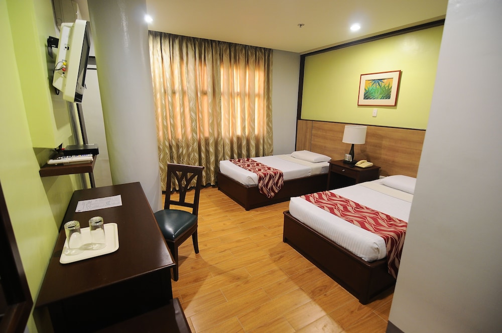 Deluxe Twin Room, 1 Twin Bed (2 single beds) photo 3