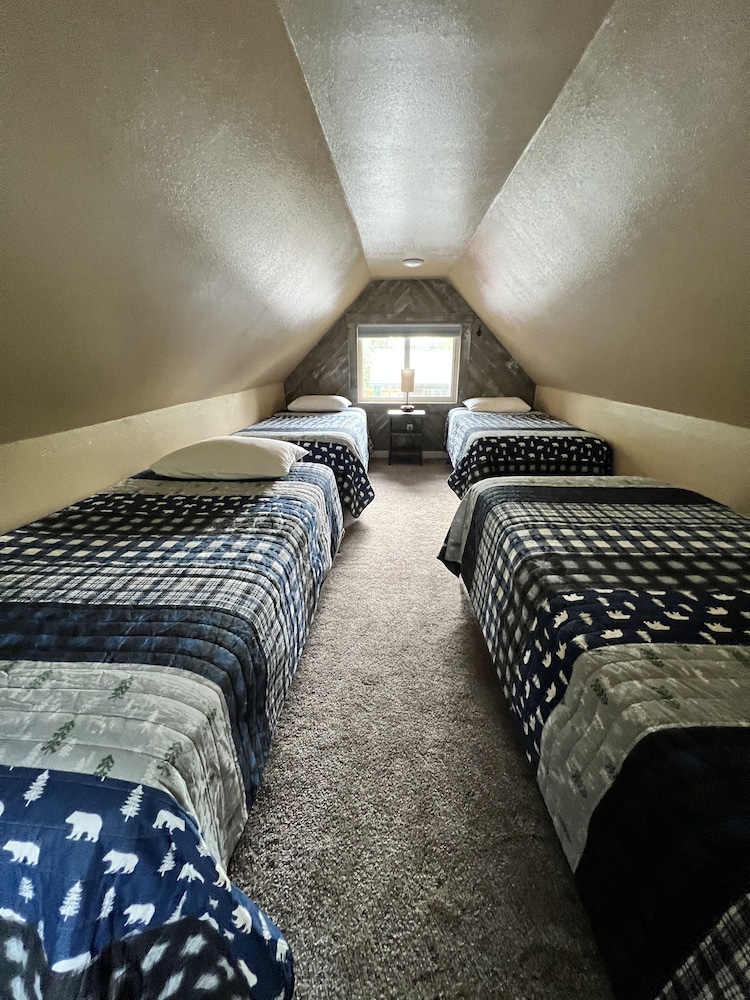 Family Cabin, 1 Bedroom, Kitchenette photo 2