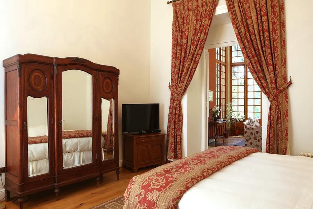 Suite, 1 Double Bed photo 2