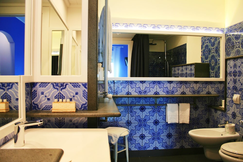 Family Quadruple Room, 1 Bedroom, Balcony, Beachfront - Photo 16
