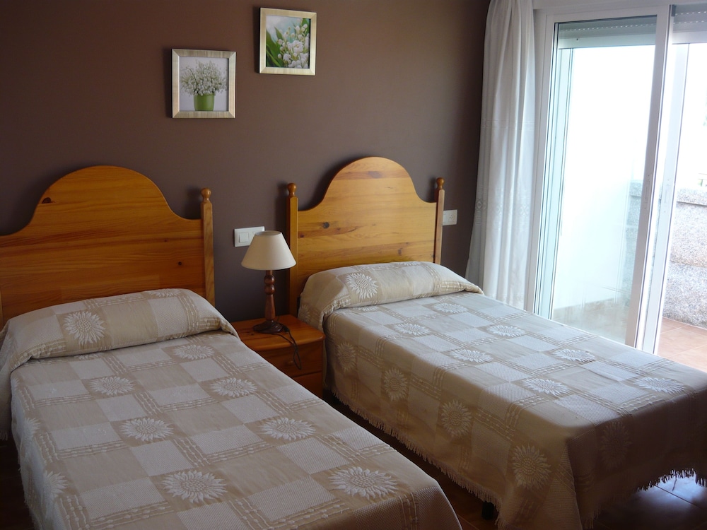 Double Room - Photo 2