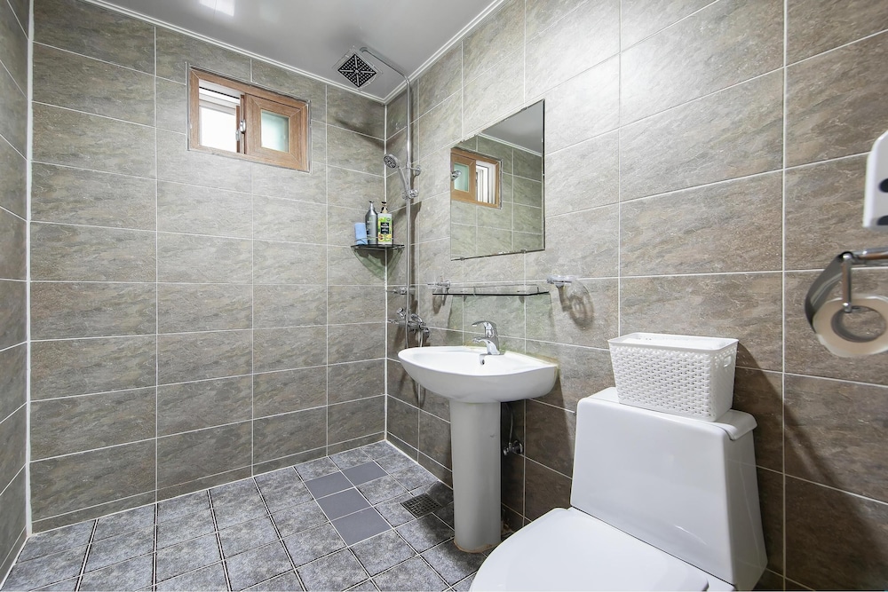 Basic Room, 2 Bedrooms (2F-Dokchea) - Photo 12
