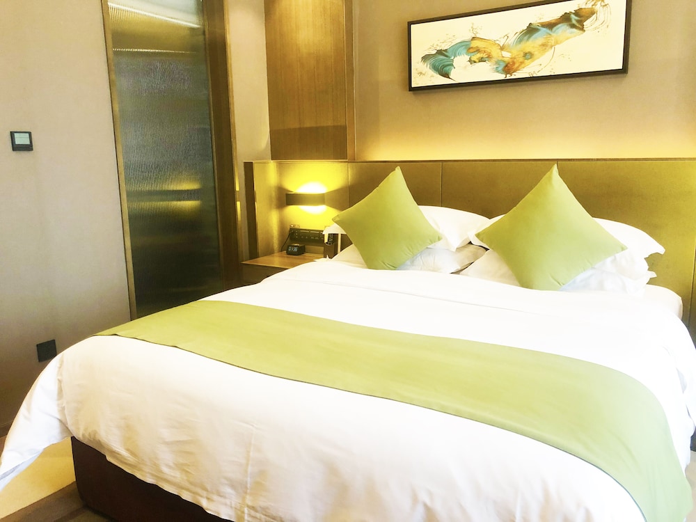 Superior Room, 1 King Bed, Non Smoking