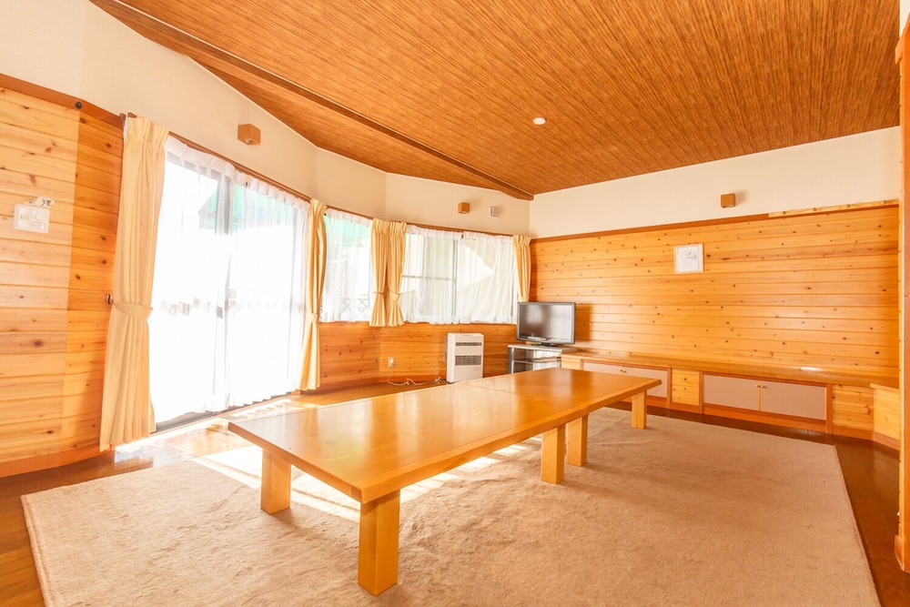 Cottage C