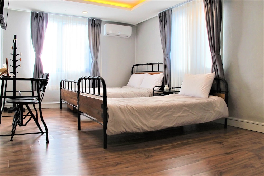Deluxe Quadruple Room, 1 Bedroom