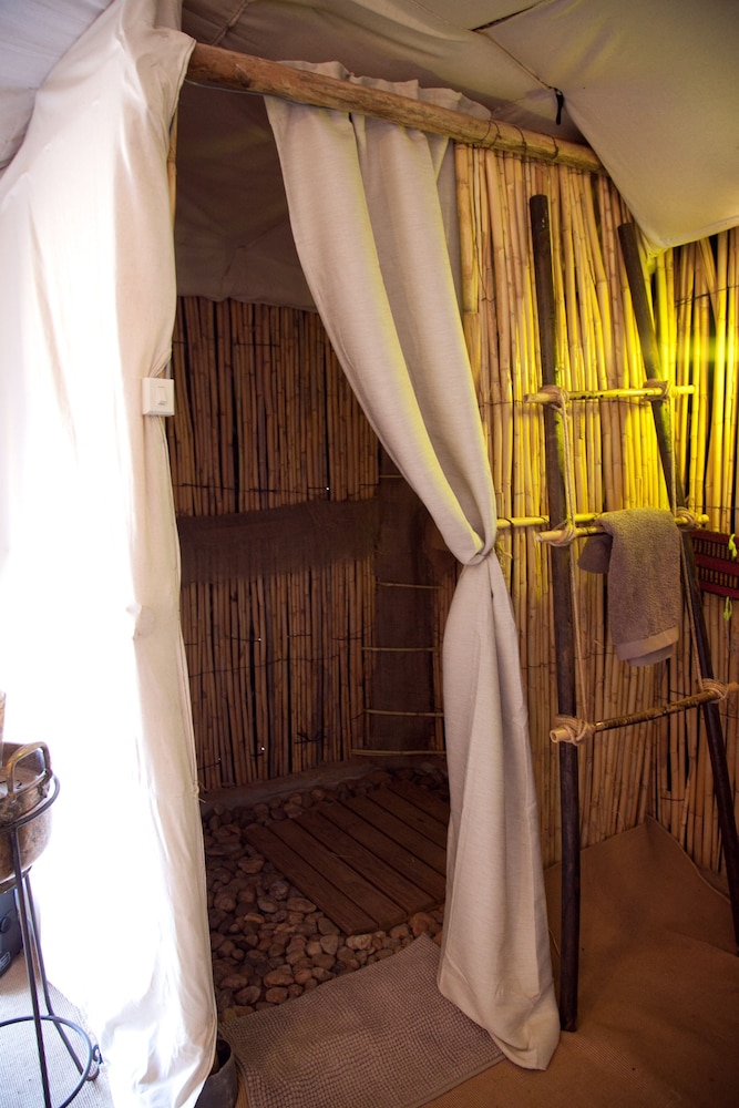 Luxury Tent photo 2