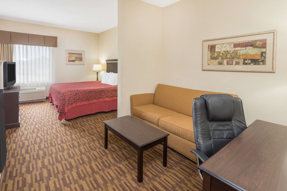 Studio Suite, 1 King Bed, Accessible, Non Smoking (Mobility) photo 1