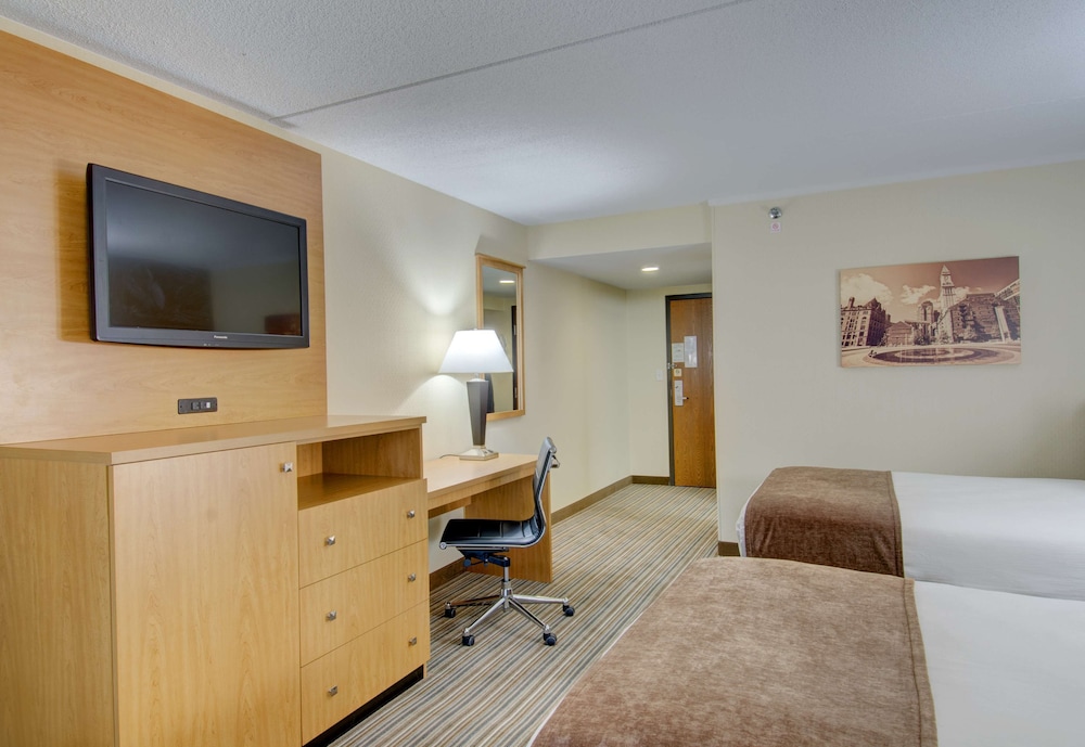 Standard Room, 2 Double Beds, Refrigerator & Microwave, Courtyard View - Photo 5