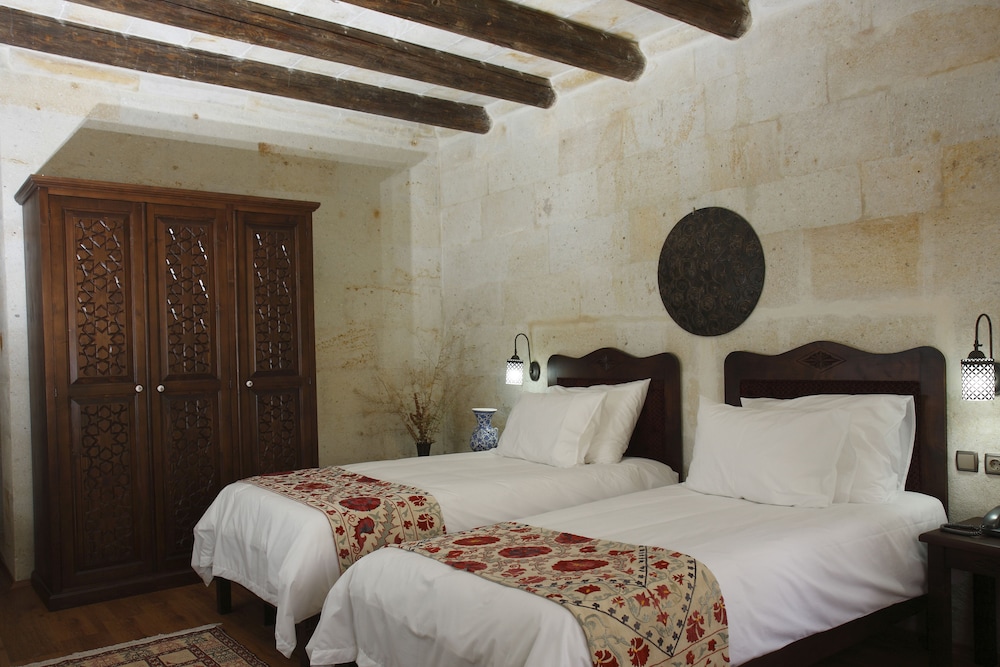 Deluxe Room Stone