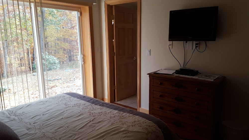 Wiscasset Room photo 3
