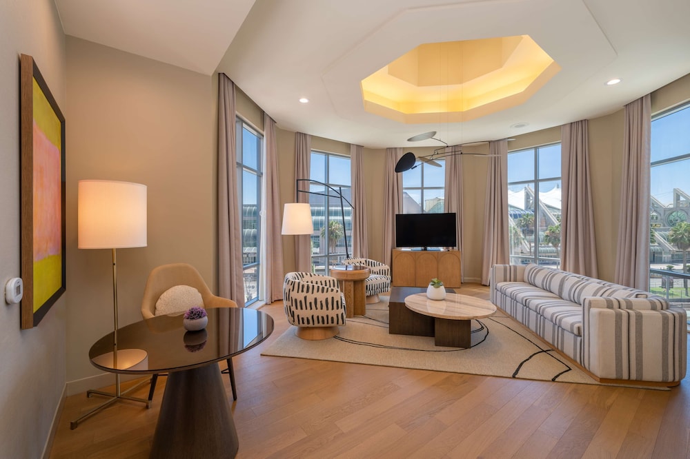 Vice Presidential Loft Suite - 1 King