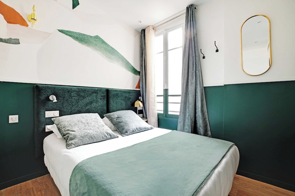 Apartment photo 1