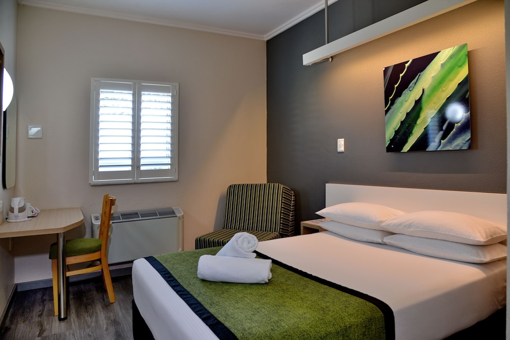 Double Room, Non Smoking photo 2