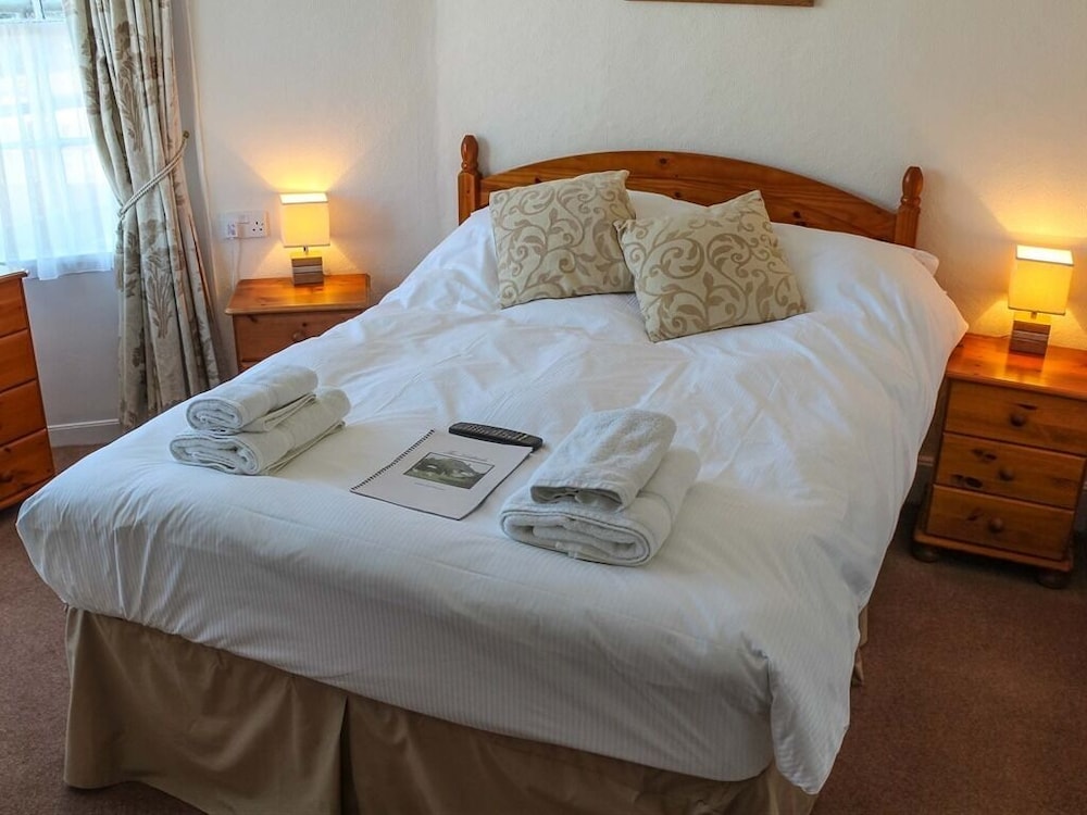 Double Room, Ensuite (First Floor Sea View)