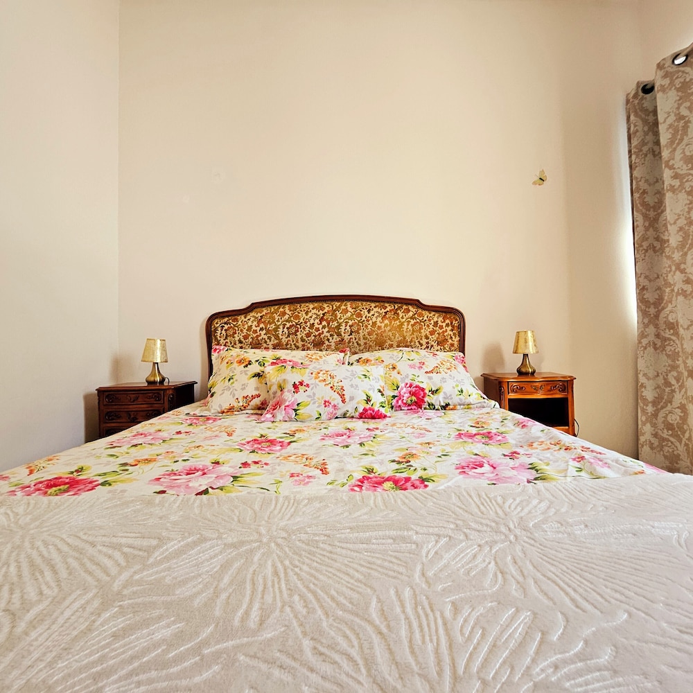 Comfort Double Room, Non Smoking, Private Bathroom photo 2