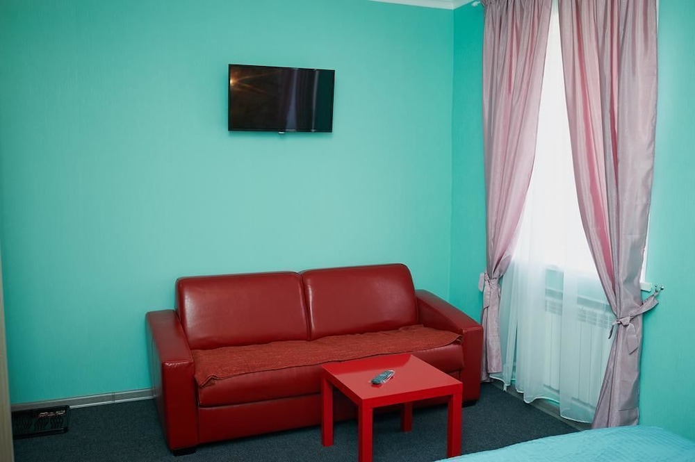 Standard Studio, Multiple Beds photo 2