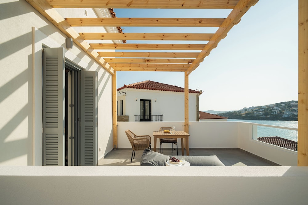 Classic Double Room, Balcony, City View