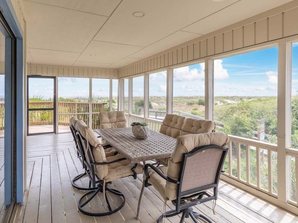 House, Multiple Beds, Kitchen, Ocean View