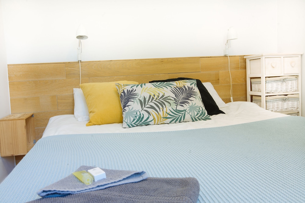 Apartment - Photo 1