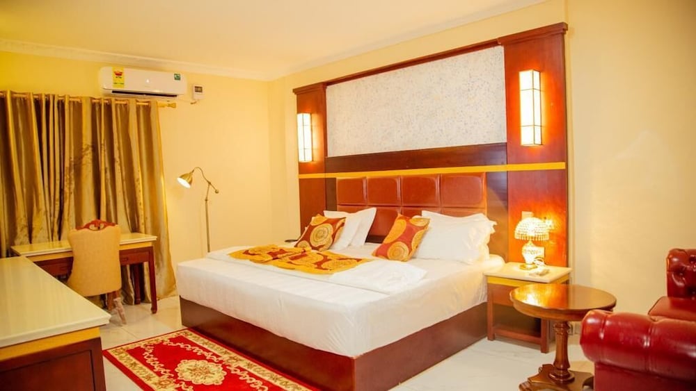 Executive Room