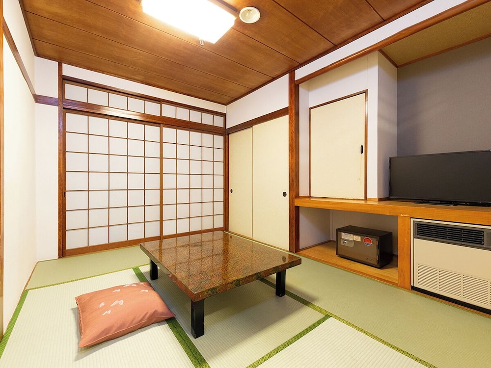 Japanese-style Room with 6 Tatami Mats (No View), Non Smoking photo 1