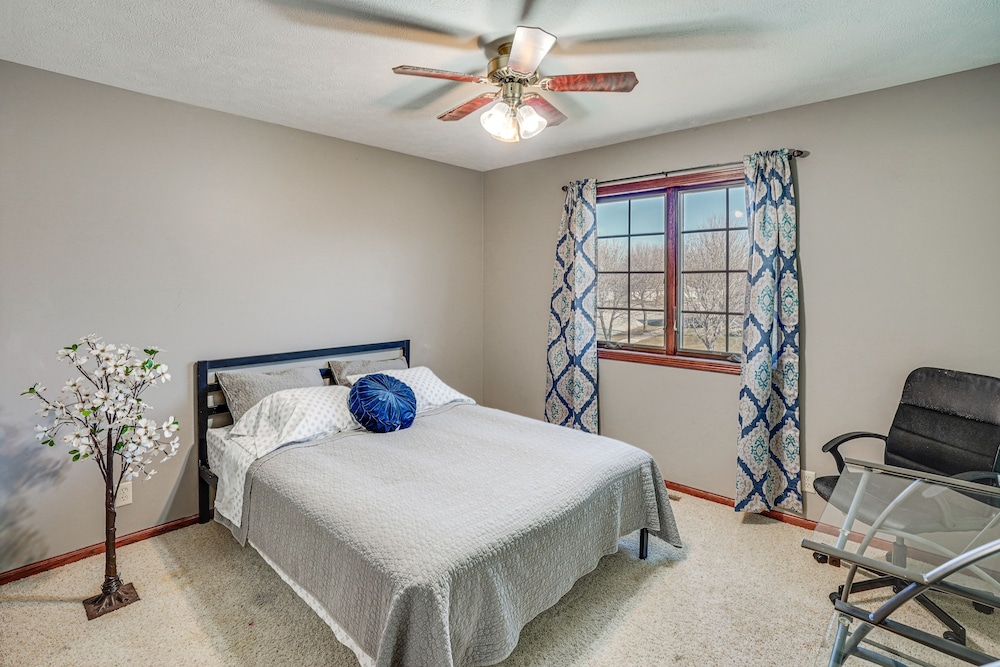 House (4 Bedrooms) photo 2