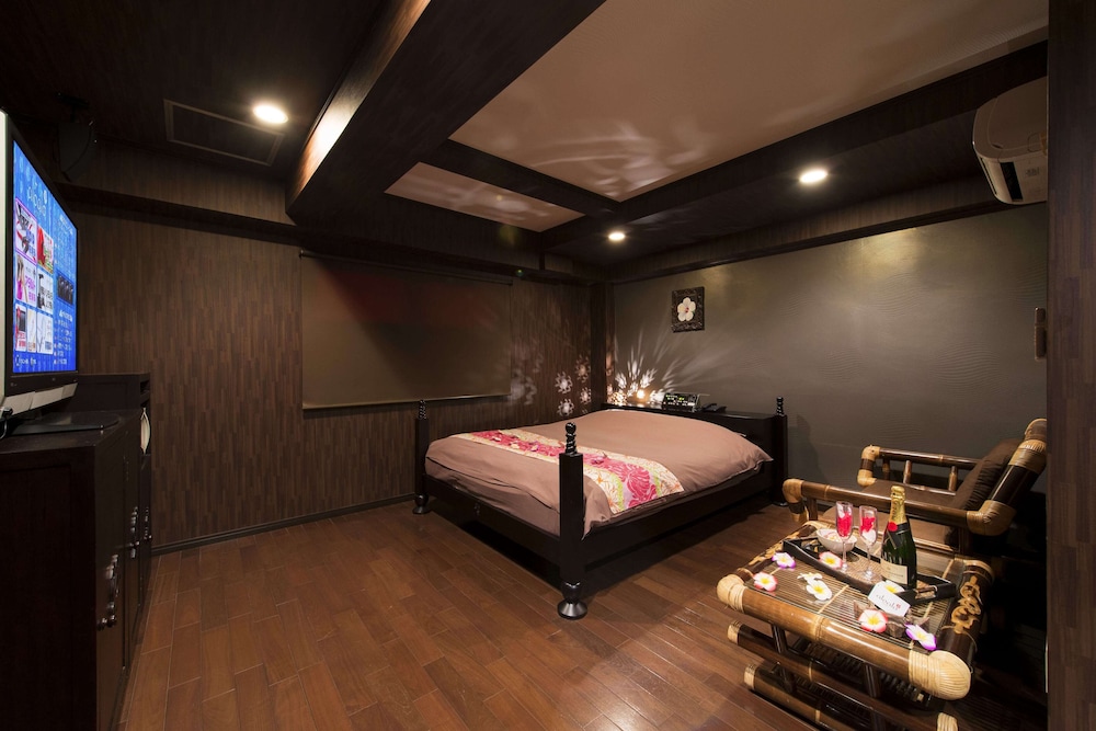 Double Room (Standard) - Photo 3