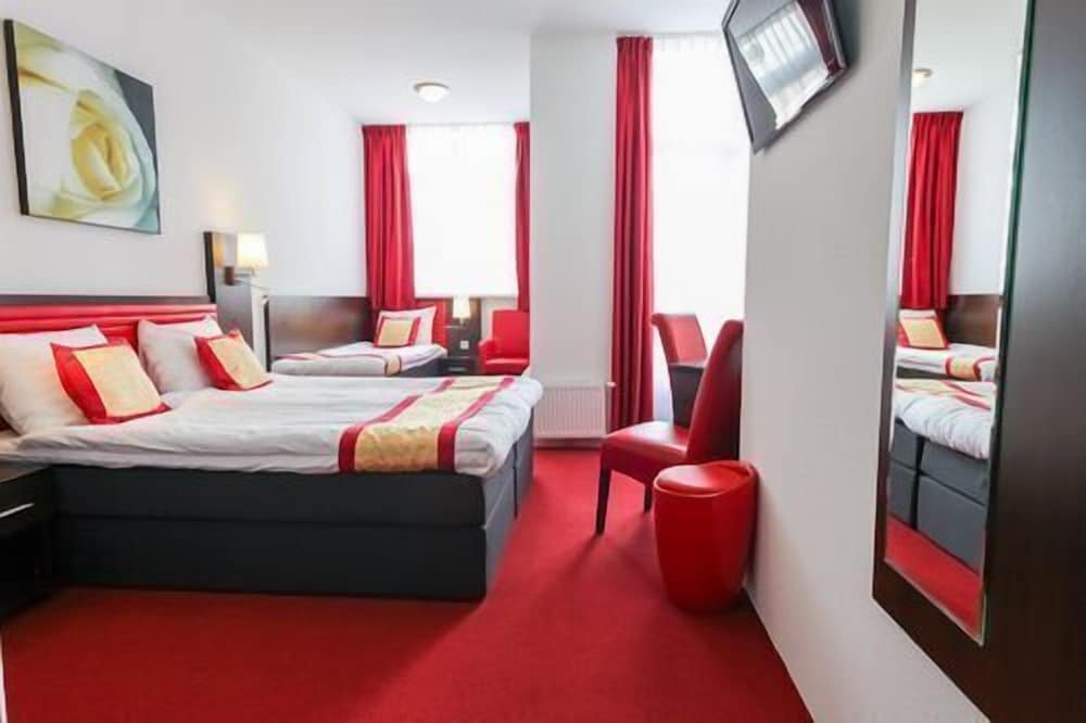 Triple Room, Balcony, Garden View photo 1