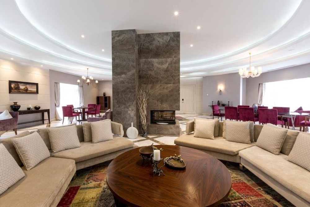 Presidential Suite photo 3