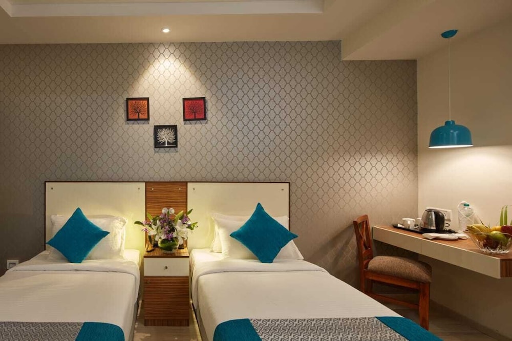 Executive Room (Twin Bed) - Photo 1