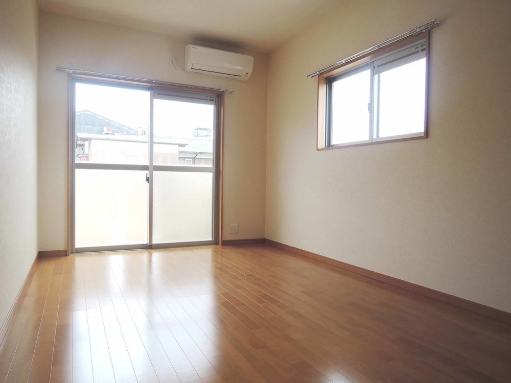 2 Bed Room, Dining Room and Kitchen