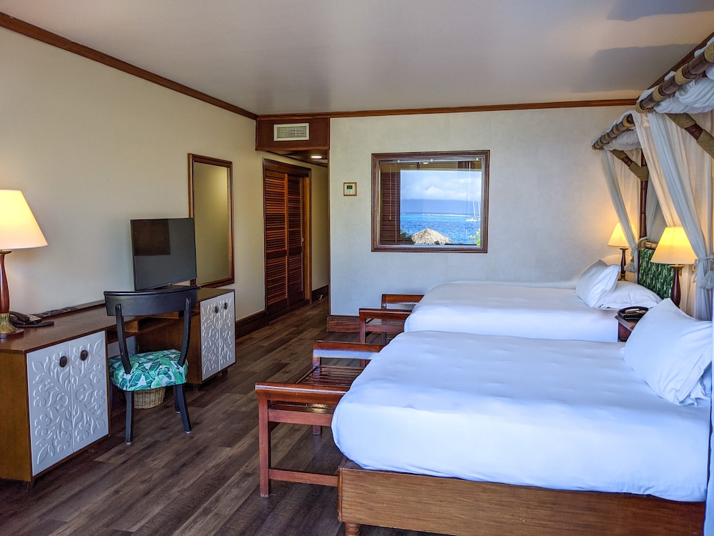 Premium Room, 2 Queen Beds, Ocean View - Photo 2