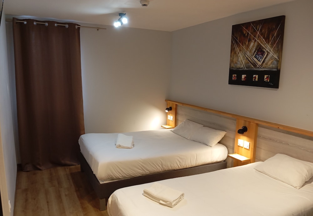 Double Room - Photo 4