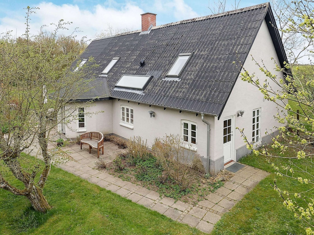 House photo 1