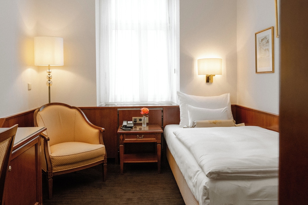 Single Room photo 1