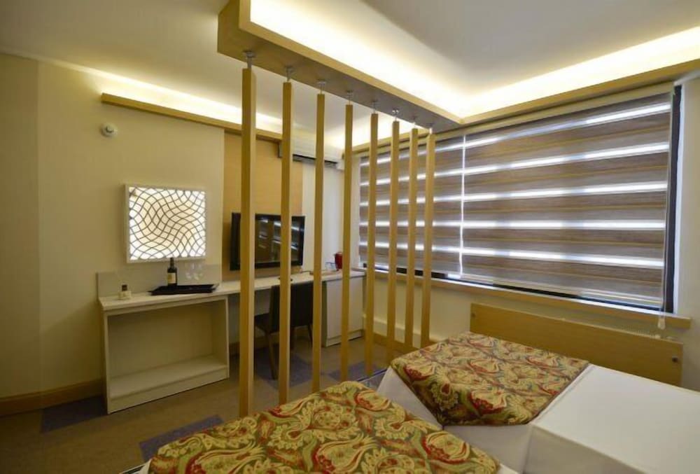 Standard Triple Room photo 3