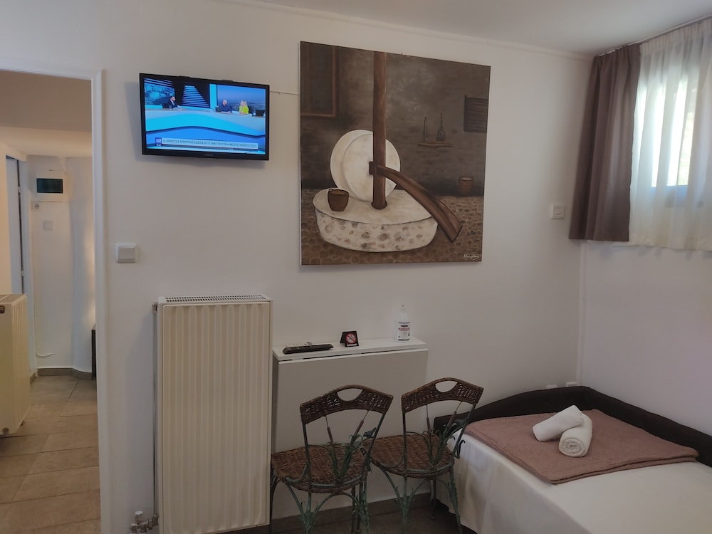 Classic Room, 2 Bedrooms (Art Room No 6) photo 1