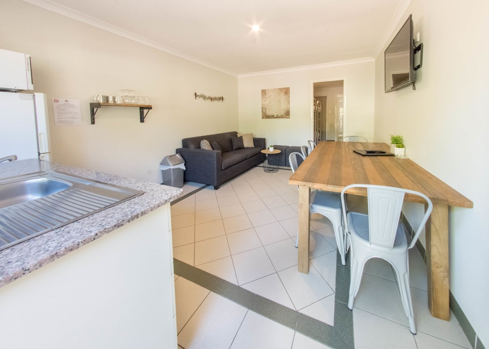 Chalet, 2 Bedrooms, Non Smoking, Kitchenette (Non Pet Friendly)