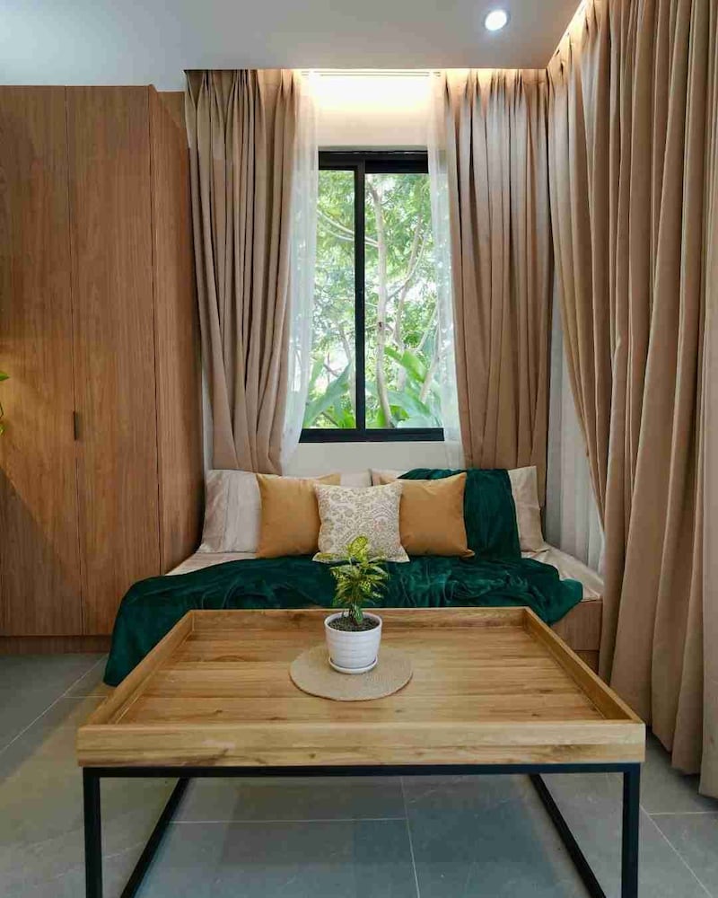 Deluxe Double Room, Pool View