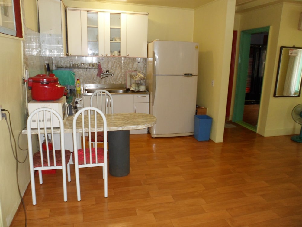 Condo, 3 Bedrooms photo 3