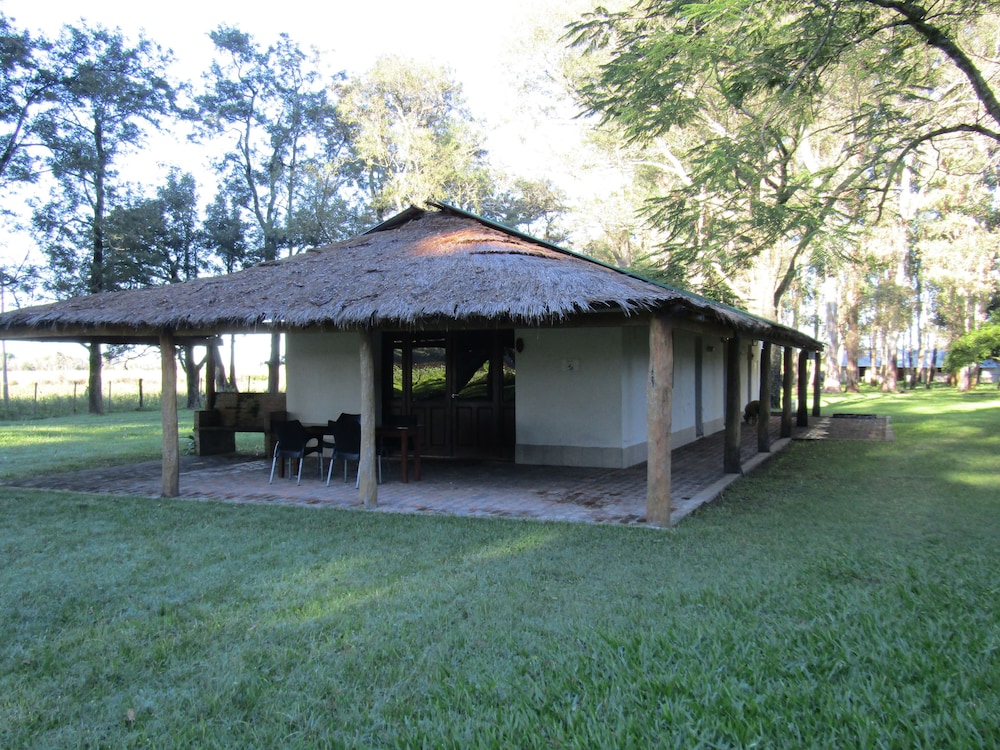 Deluxe Cabin, Garden View photo 3