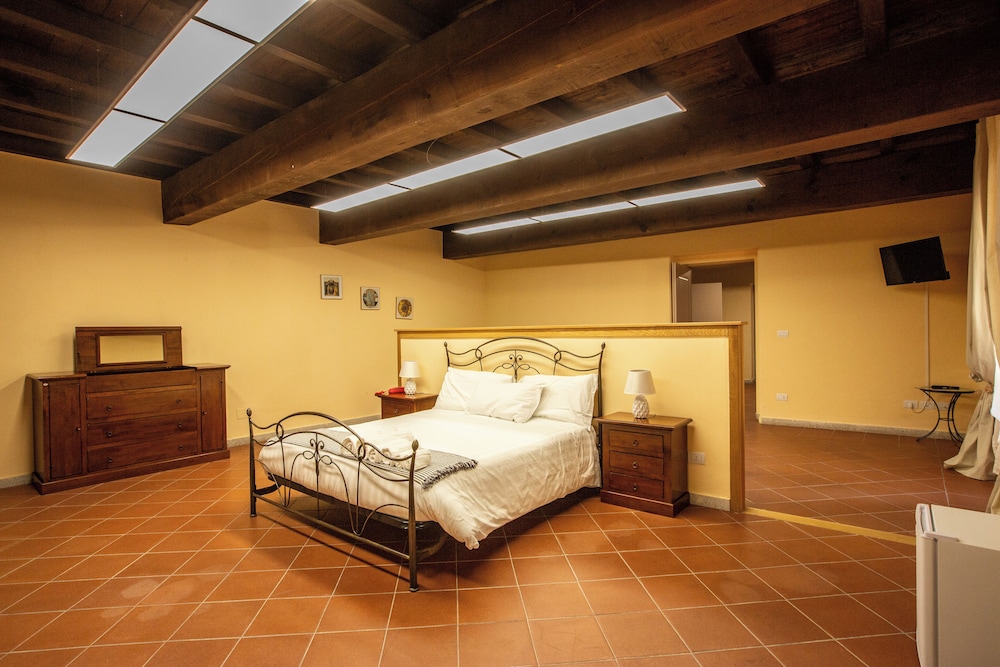 Superior Room, Mountain View