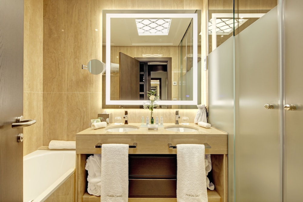 Deluxe Room (extra bed)