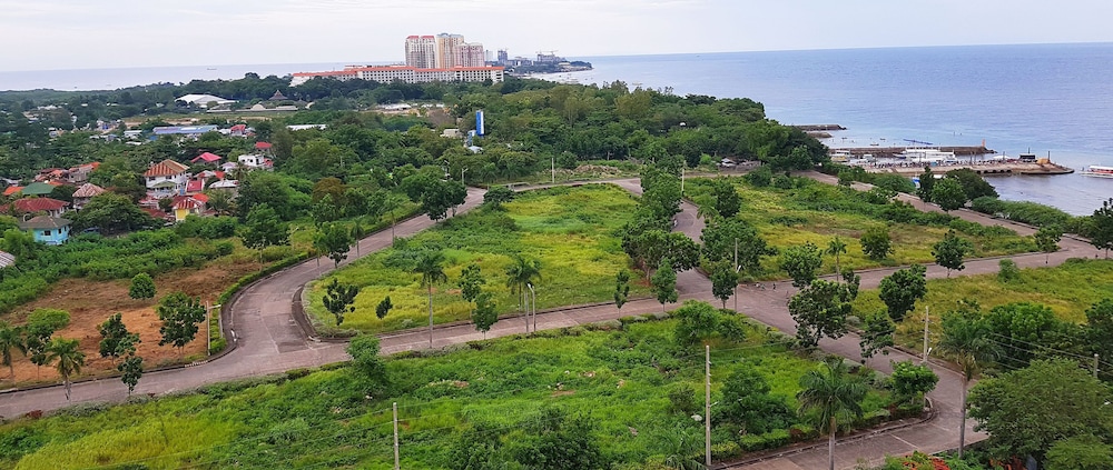 Exclusive Condo, 2 Bedrooms, Ocean View, Beachfront photo 2