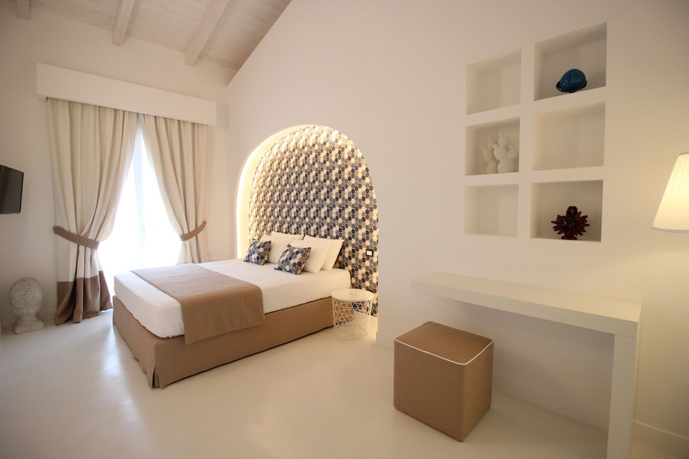Deluxe Room, Sea View - Photo 1