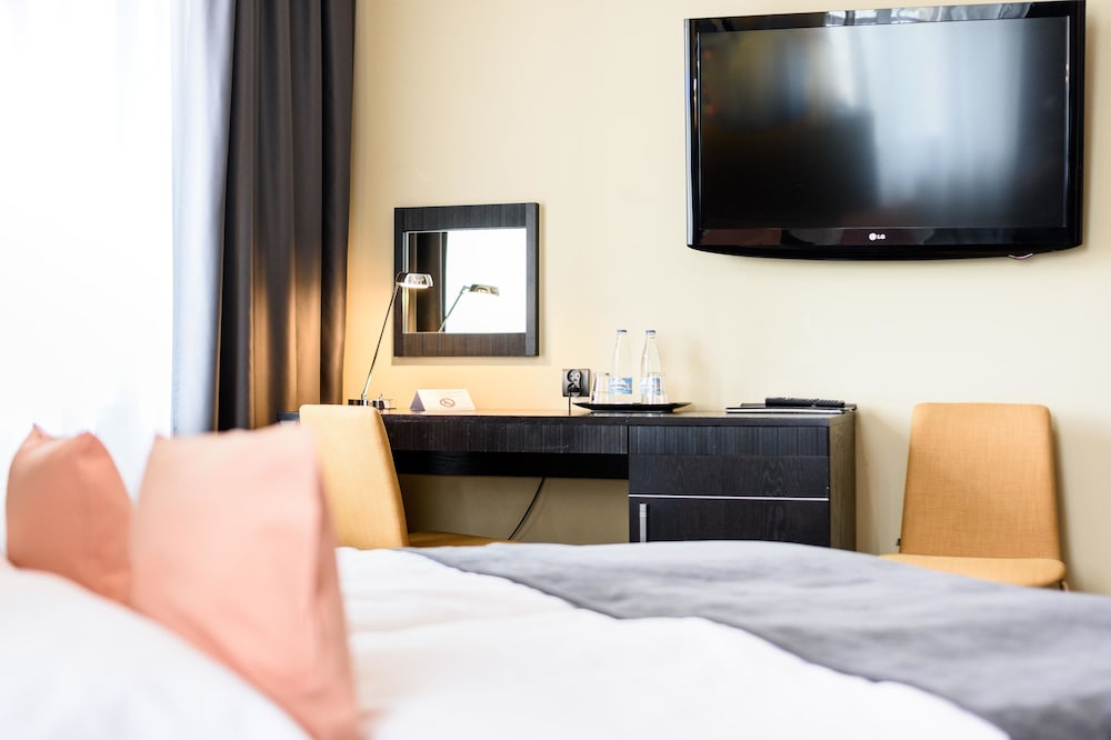 Standard Double or Twin Room photo 2
