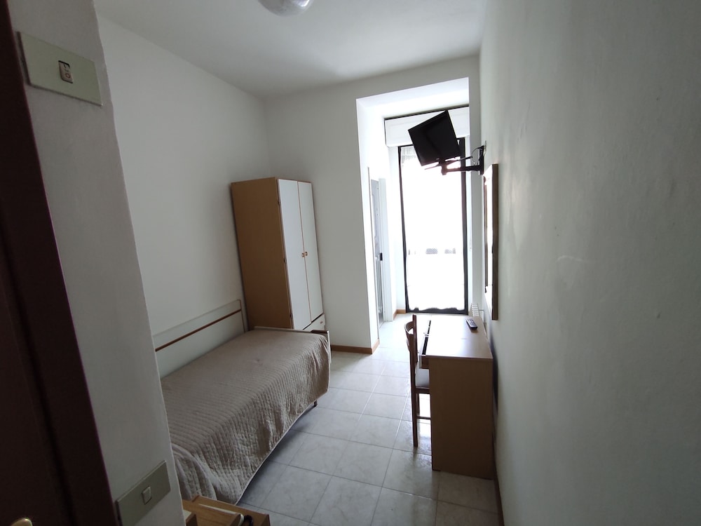 Economy Single Room photo 3